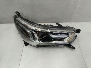 Фара правая, ориг. номер ST21220AMR, Toyota Hilux N125