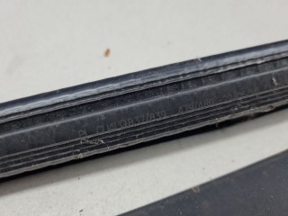 Накладка стекла передней левой двери, ориг. номер 4L0837479, Audi Q7 4L 2009-2015
