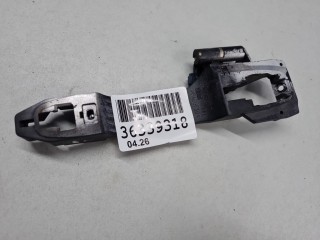 Кронштейн ручки двери задней левый, ориг. номер 6920402060, Toyota CorollaVerso R10