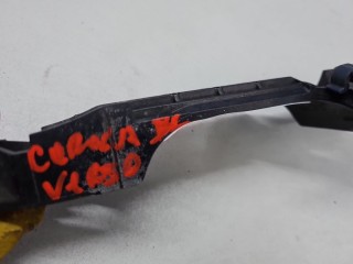 Кронштейн ручки двери задней левый, ориг. номер 6920402060, Toyota CorollaVerso R10