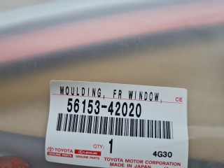 Молдинг лобового стекла нижний, ориг. номер 5615342020, Toyota RAV 4 2015-2019
