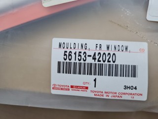 Молдинг лобового стекла нижний, ориг. номер 5615342020, Toyota RAV 4 2015-2019