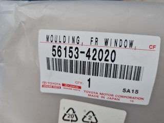 Молдинг лобового стекла нижний, ориг. номер 5615342020, Toyota RAV 4 2015-2019