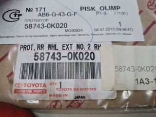 Уплотнитель заднего крыла, ориг. номер 587430K020, Toyota Hilux 2008-2011