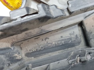 Кронштейн решетки радиатора левый, ориг. номер GW9D50151, Mazda CX-4 2016-2019