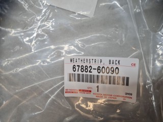 Уплотнитель стекла двери багажника, ориг. номер 6788260090, Lexus GX 460 J150