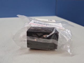 Уплотнитель заднего бампера, ориг. номер 5246160040, Toyota Land Cruiser Prado 150 2009-2013