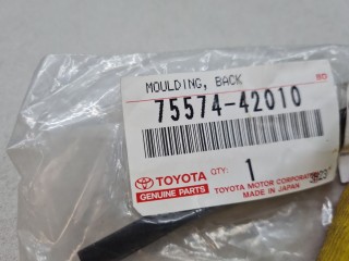 Уплотнитель стекла двери багажника, ориг. номер 7557442010, Toyota RAV 4 2010-2016
