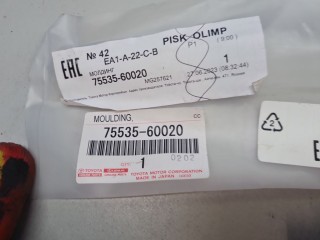 Молдинг лобового стекла правый, ориг. номер 7553560020, Toyota Land Cruiser Prado 150 2009-2013