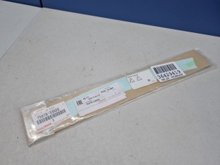 Наклейка рамки двери задняя левая, ориг. номер 7597833020, Toyota Camry XV50 2011-2014