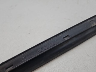 Молдинг лобового стекла правый, ориг. номер 8W0854328C9B9, Audi A4 B9 2015-2020