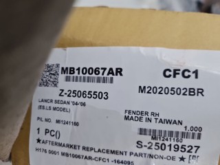 Крыло переднее правое, ориг. номер MB10067AR, Mitsubishi Lancer CS 2003-2010