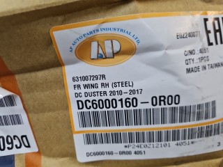 Крыло переднее правое, ориг. номер DC60001600R00, Renault Duster 2010-2015