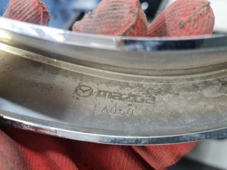 Молдинг решётки радиатора левый, ориг. номер GW9D507K0, Mazda CX-4 2016-2019