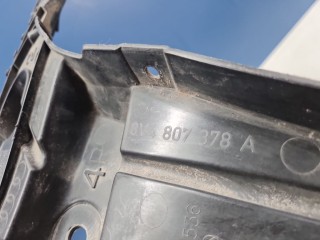 Направляющая заднего бампера правая, ориг. номер 8V4807378A, Audi A3 8V 2012-2016