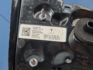 Фонарь в крышку правый, ориг. номер 150208900B, Tesla Model Y