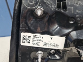Фонарь в крышку левый, ориг. номер 150208800B, Tesla Model Y