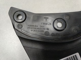 Брызговик передний правый, ориг. номер 162800600A, Tesla Model Y
