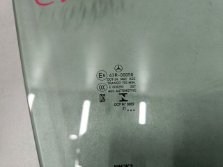 Стекло двери передней правой, ориг. номер A2067251600, Mercedes C-klasse W206 2021-2026