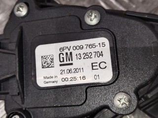 Педаль газа, ориг. номер 13252704, Opel Astra 2006-2014