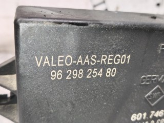 Блок управления парктрониками, ориг. номер 9629825480, Citroen C5 2000-2004