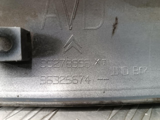 Молдинг двери передней правой, ориг. номер 96278996, Citroen C5 2000-2004