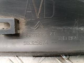 Молдинг двери передней правой, ориг. номер 96278996, Citroen C5 2000-2004