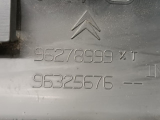 Молдинг двери передней левой, ориг. номер 96278999, Citroen C5 2000-2004