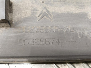 Молдинг двери передней правой, ориг. номер 96278996, Citroen C5 2000-2004