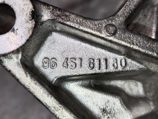 Кронштейн двигателя, ориг. номер 9645161180, Citroen C5 2007-2017