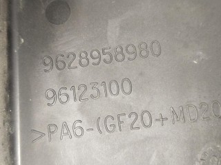Защита (кожух) ремня ГРМ, ориг. номер 9628958980, Peugeot 607 2000-2004