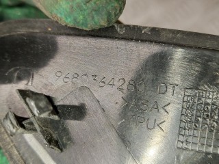 Молдинг крыла переднего правого, ориг. номер 9680364280, Peugeot 308 2007-2011