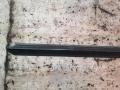 Молдинг стекла двери задней левой наружный Dacia Logan 2006г. - фото №3