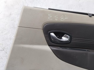 Обшивка двери задней правой (дверная карта), Renault Scenic 2006-2009