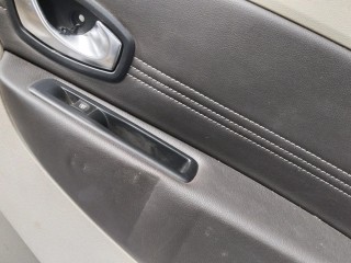 Обшивка двери задней правой (дверная карта), Renault Scenic 2006-2009
