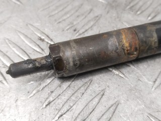 Форсунка, ориг. номер 8200421359, Renault Megane 2002-2006