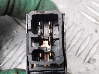 Кнопка стеклоподъемника заднего правого, Hyundai Santa Fe 2004-2012