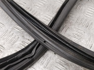 Уплотнитель двери передней левой, Citroen C5 2004-2008