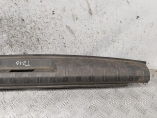 Накладка замка багажника, ориг. номер 9800072977, Peugeot 308 2011-2015