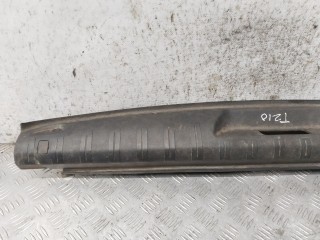 Накладка замка багажника, ориг. номер 9800072977, Peugeot 308 2011-2015
