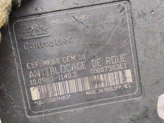 Блок ABS, ориг. номер 9657061080, Citroen C5 2004-2008