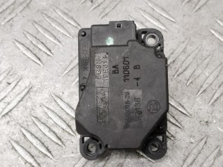 Моторчик заслонки печки Volvo XC60 2008-2013