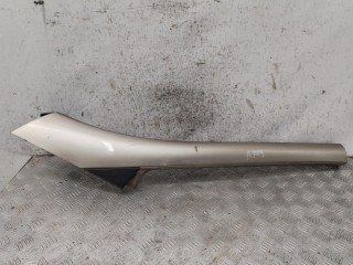 Молдинг стекла лобового Renault Scenic 2009-2012