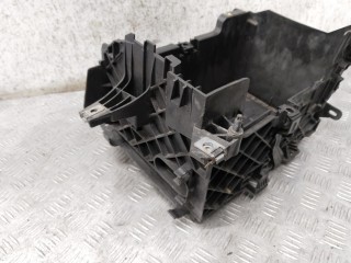 Полка аккумулятора, Renault Scenic 2009-2012