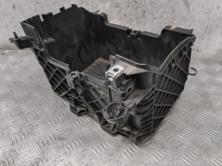 Полка аккумулятора, Renault Scenic 2009-2012