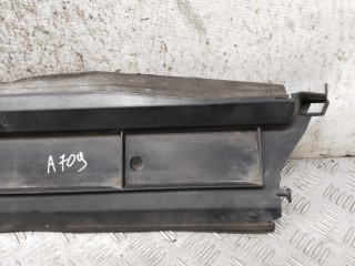 Дефлектор радиатора, ориг. номер 214763016R, Renault Scenic 2013-2016