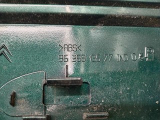 Спойлер, ориг. номер 9636813577, Citroen C5 2000-2004