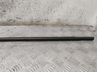 Молдинг стекла двери передней левой наружный, Renault Scenic 2009-2012