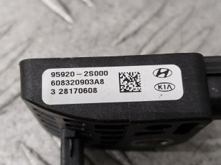 Датчик удара, ориг. номер 959202S000, Kia Sportage 2010-2014