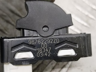 Кнопка стеклоподъемника, ориг. номер 96762292ZD, Peugeot 308 2011-2015